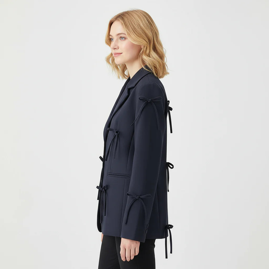 Blazer d’Hiver pour Femme | Chaud et Élégant avec Nœud et Détails Boutons